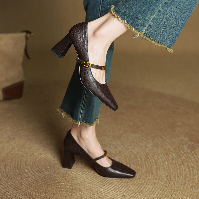 Tacchi con cinturino in pelle